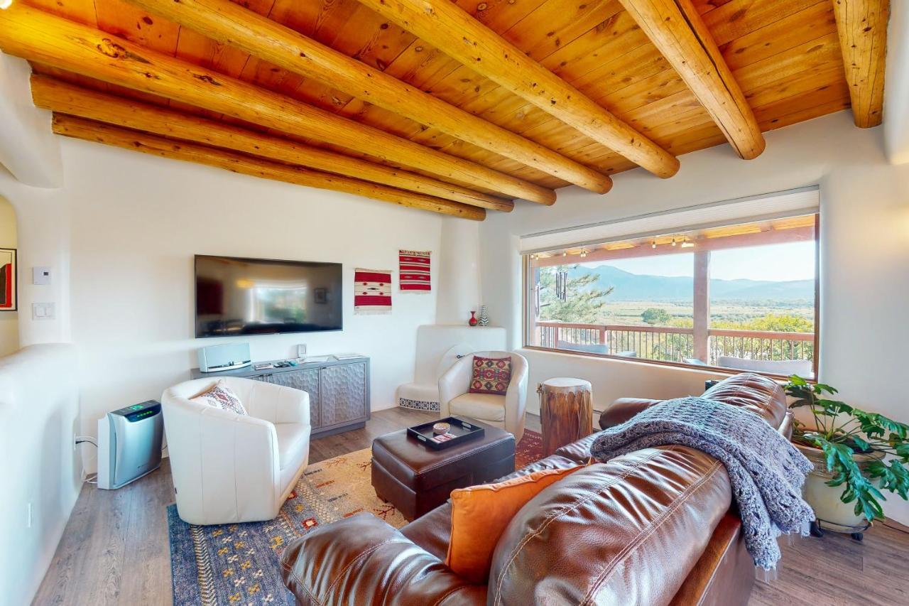 Cottam Pines A Villa Taos Exterior photo