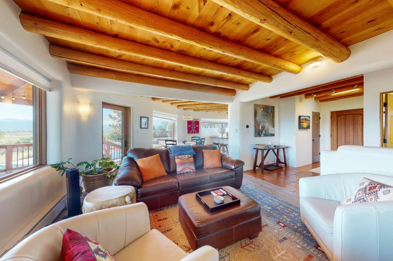 Cottam Pines A Villa Taos Exterior photo