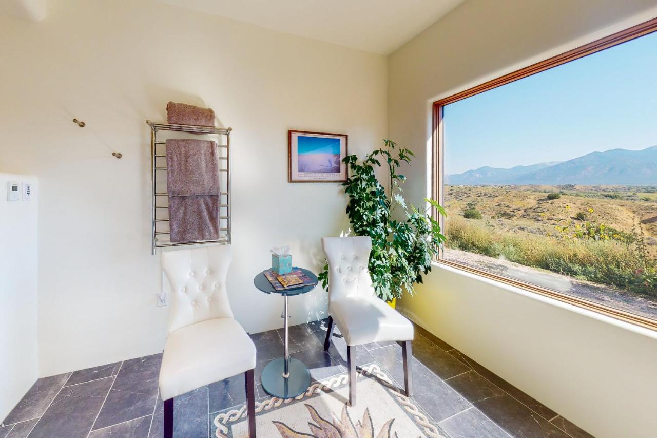 Cottam Pines A Villa Taos Exterior photo